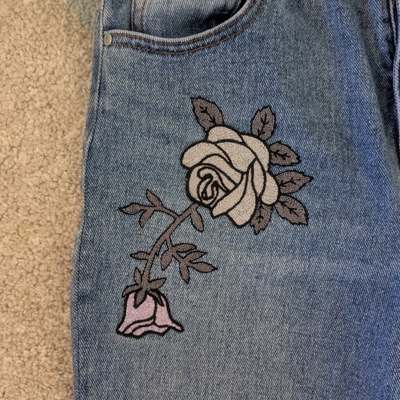 PacSun Mom Jeans Liberty Wash High Waist Embroidered Floral Ankle Length, Sz. 25 - Picture 4 of 4